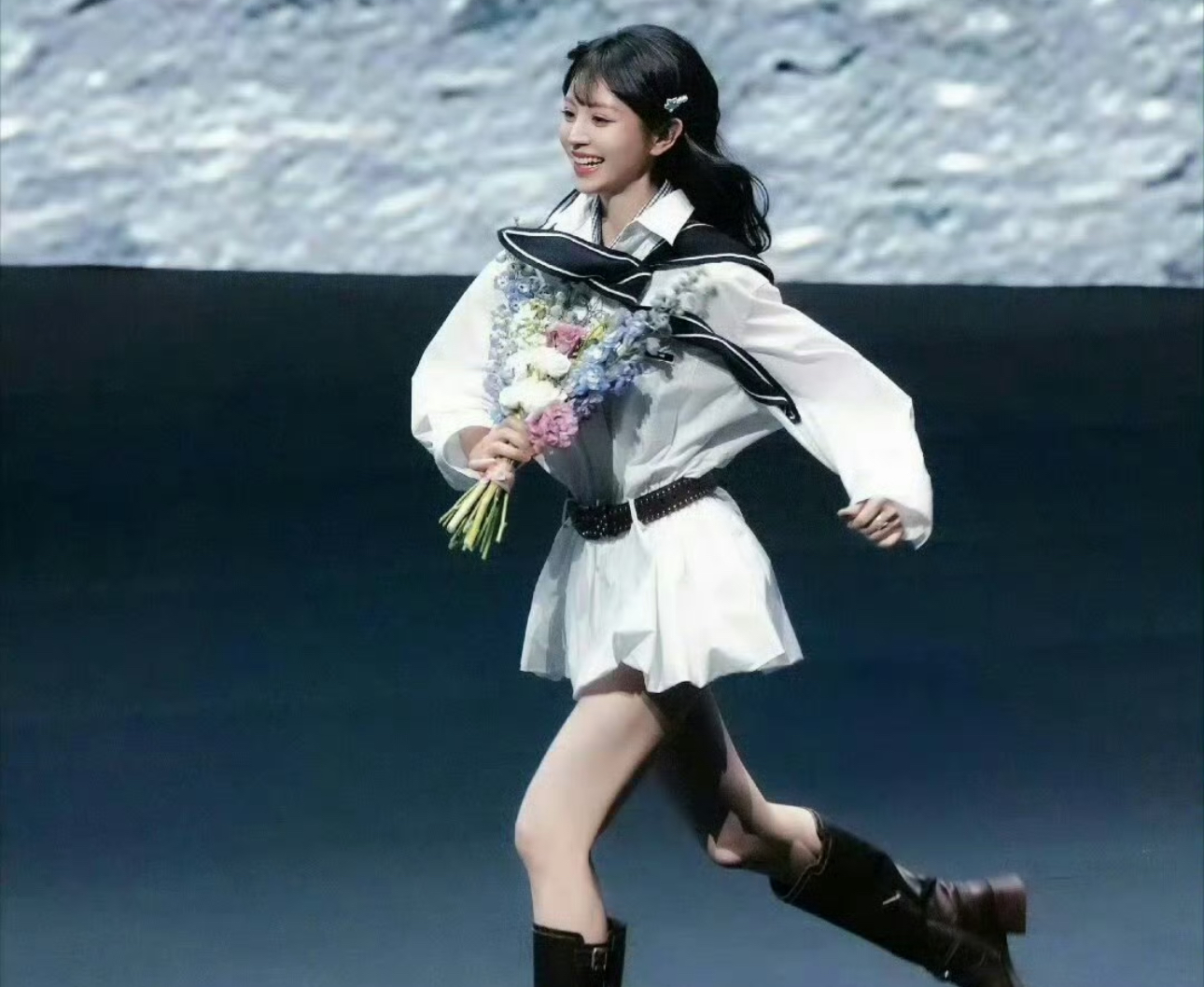 身高 168.5cm！田曦薇力量感腿出圈，甜妹竟是大力士