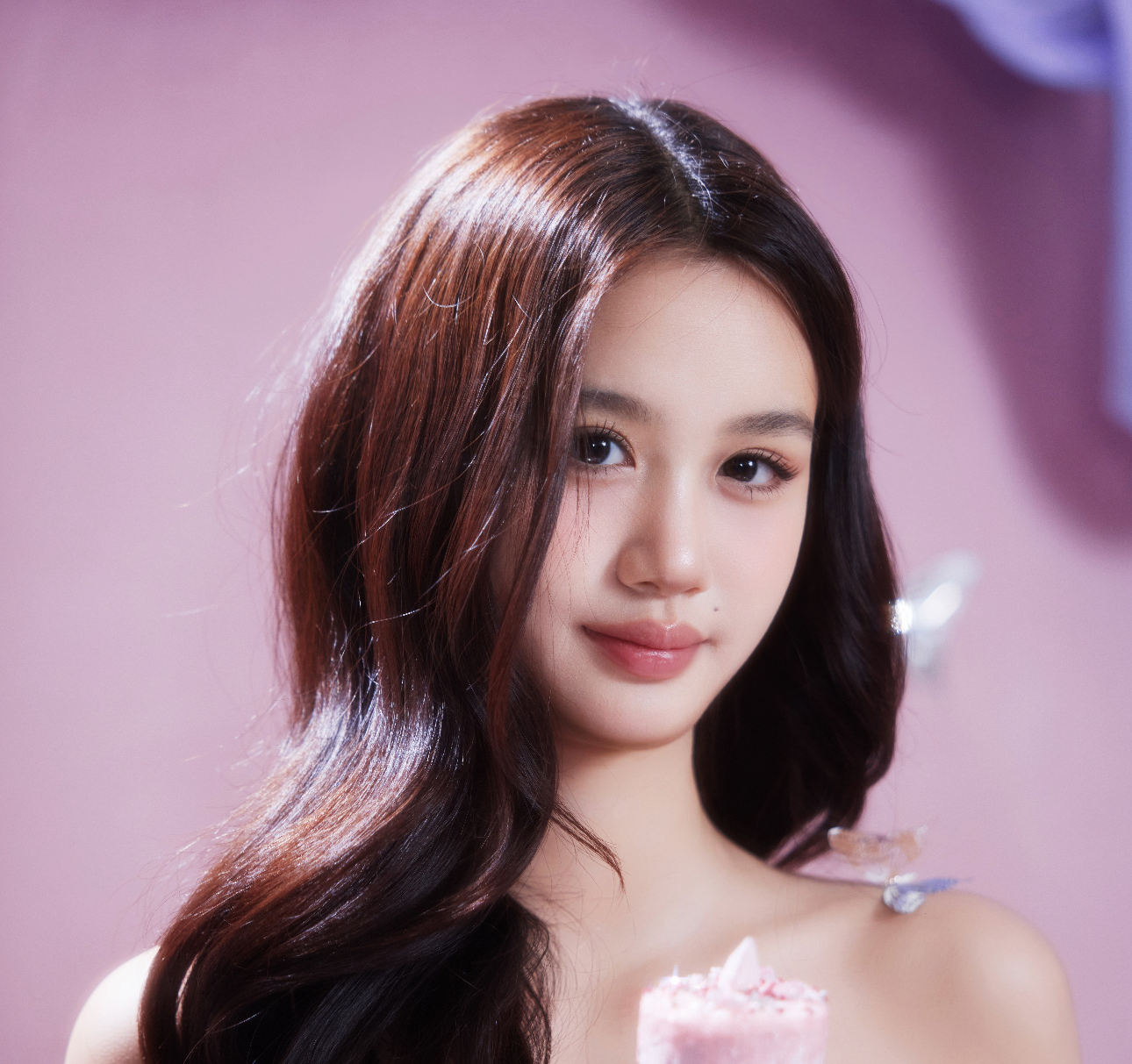 钟丽缇小女儿考拉自称十天不卸妆，皮肤状态还很好？