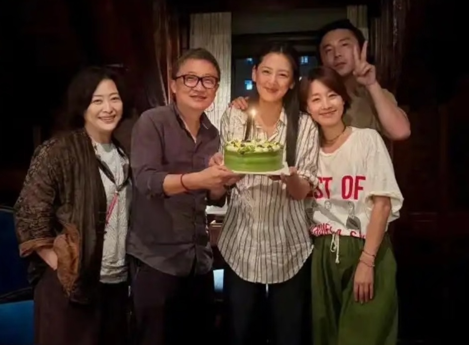 一晃十年！我的前半生主创同框，马伊琍、雷佳音、许娣久违合体