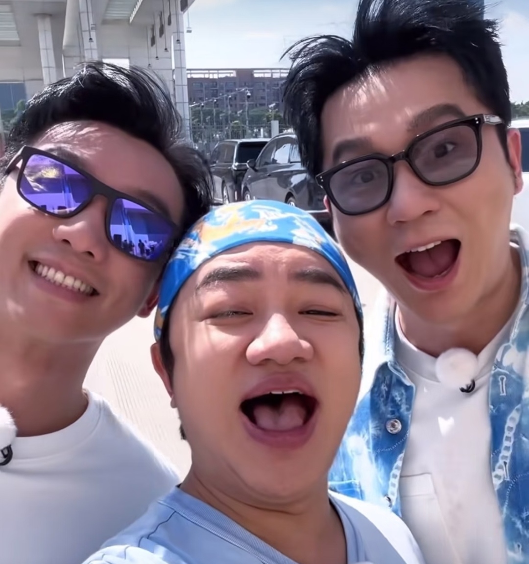 王祖蓝时隔 8 年回归跑男！李晨郑恺现场相拥，是不是瞬间梦回初代？