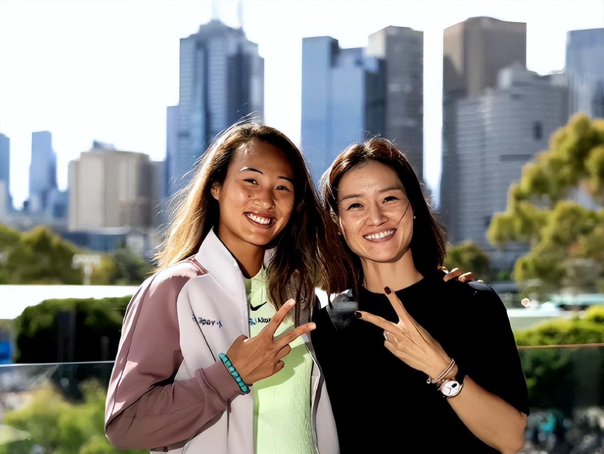 同样是冠军，李娜和郑钦文的账本完全不同