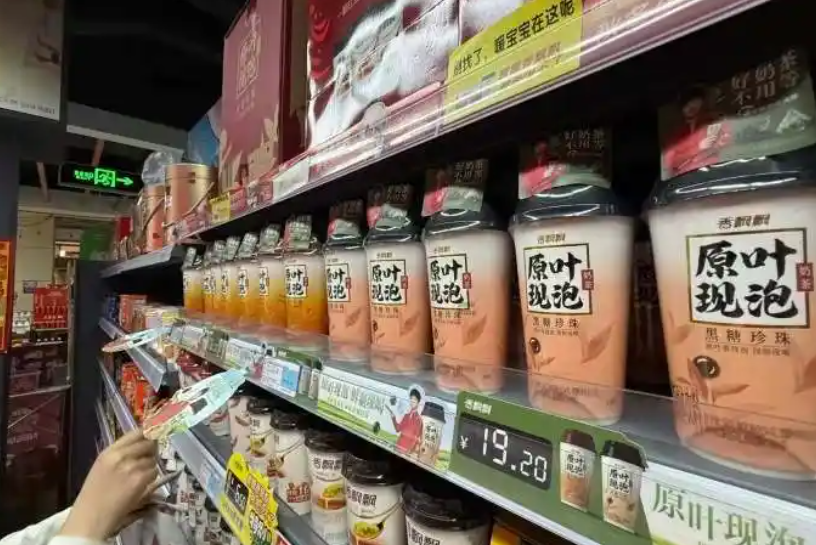 同样是赚97万，香飘飘花了三个月，蜜雪冰城只需要不到两小时