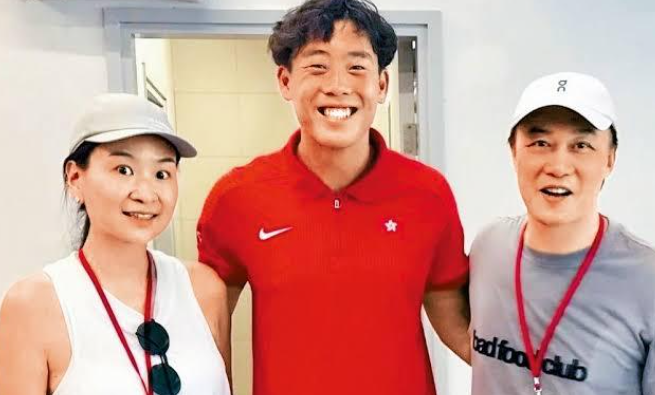 黄泽林直播亲口承认分手！一句”离陈奕迅越来越远”惹热议