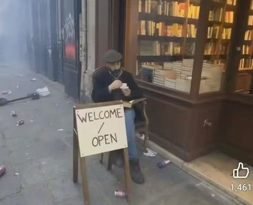 从LV的防爆玻璃到街边水果店的碎木板，巴黎的这场骚乱，到底砸碎了谁的体面？