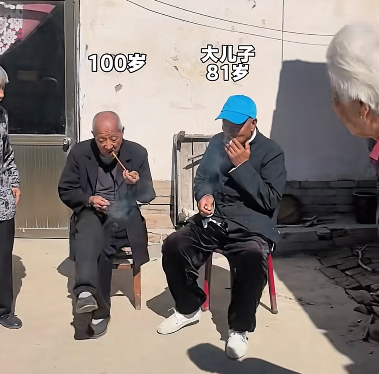 106 岁妈妈 + 101 岁父亲，十年照顾背后的真相：长寿从来没有万能公式